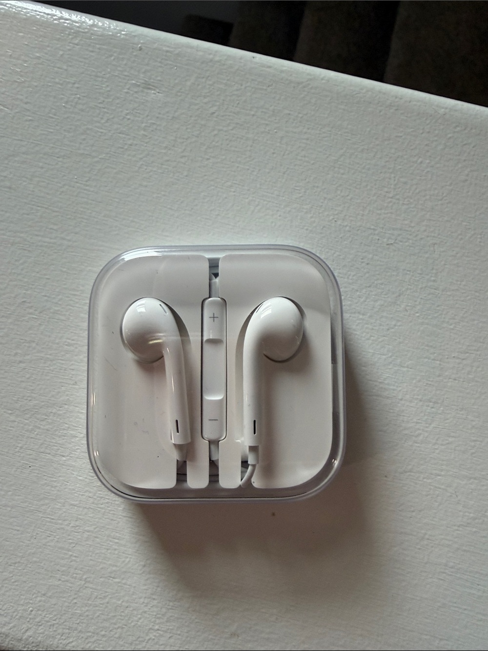 New Apple Ear buds Corded